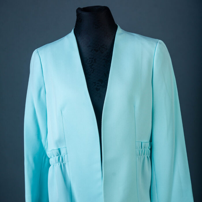 KASPER BERMUDA SEA GLASS OPEN LONGSLEEVE JACKET WITH WRIST SLITS ANDÂ POCKET