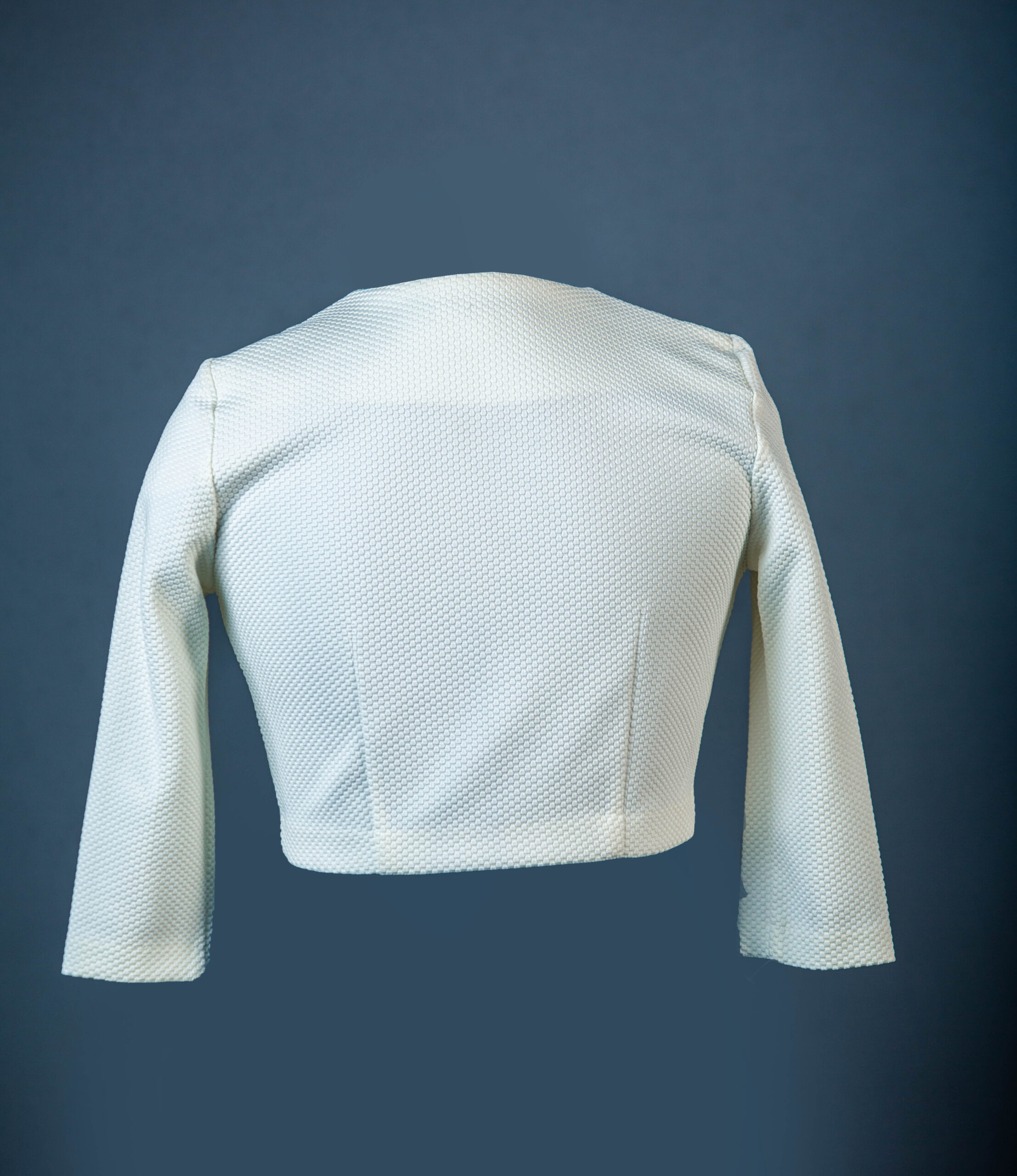 DANNY&NICOLE WHITE & BLACK DRESS SUIT - Image 9