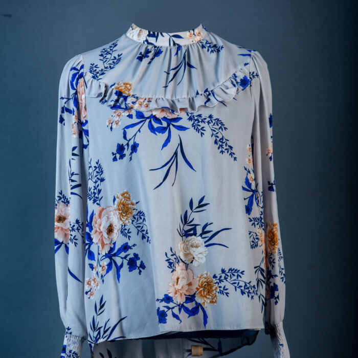 DOROTHY PERKINS GREY WITH BLUE/PINK FLORAL TOP WITH TINY BUST FRILLS