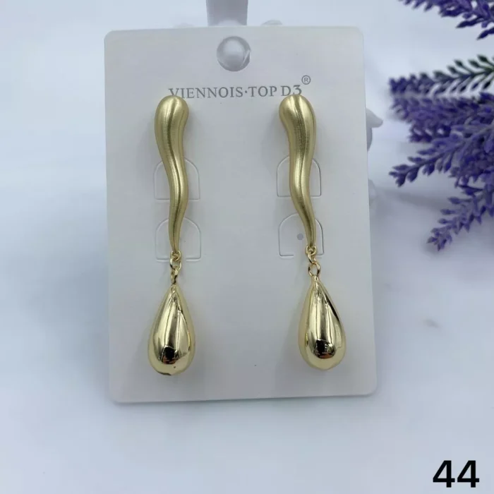 VIENNOIS GOLD WAVY WITH OVAL GOLD BALL DROP EARRING