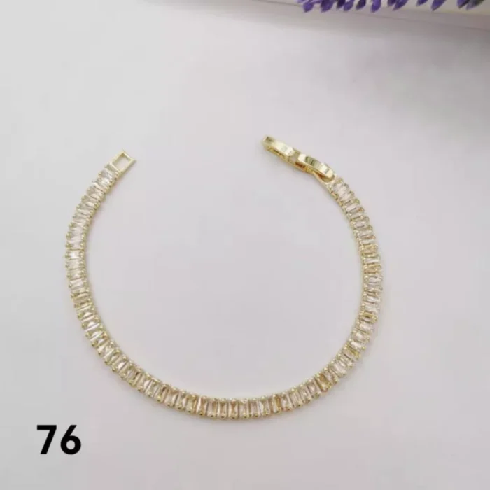 VIENNOIS GOLD WITH ENCASED CRYSTAL GLASS BRACELET