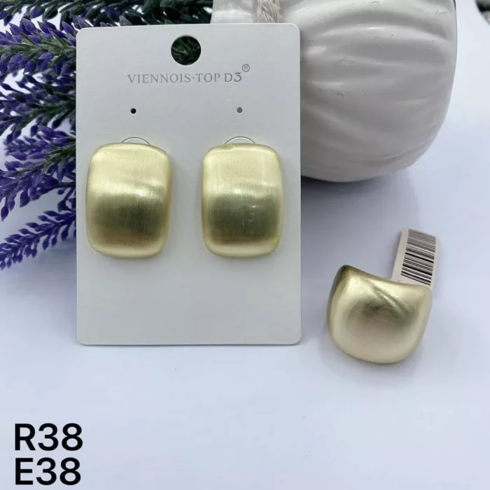 VIENNOIS BRUSH GOLD SQUARE EARRING AND MATCHING RING