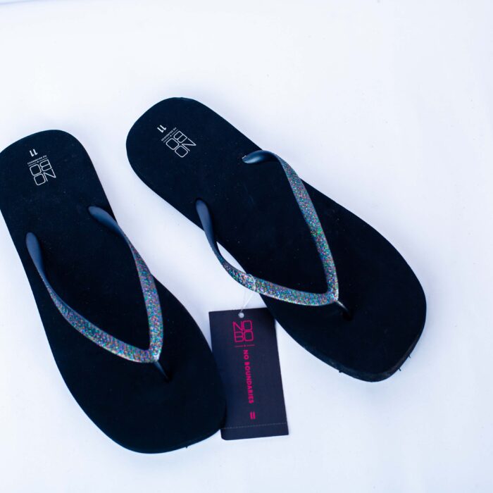 NO BOUNDARIES BLACK FLIP FLOP WITH TRANSPARENT STRAPS WITH SHIMMER
